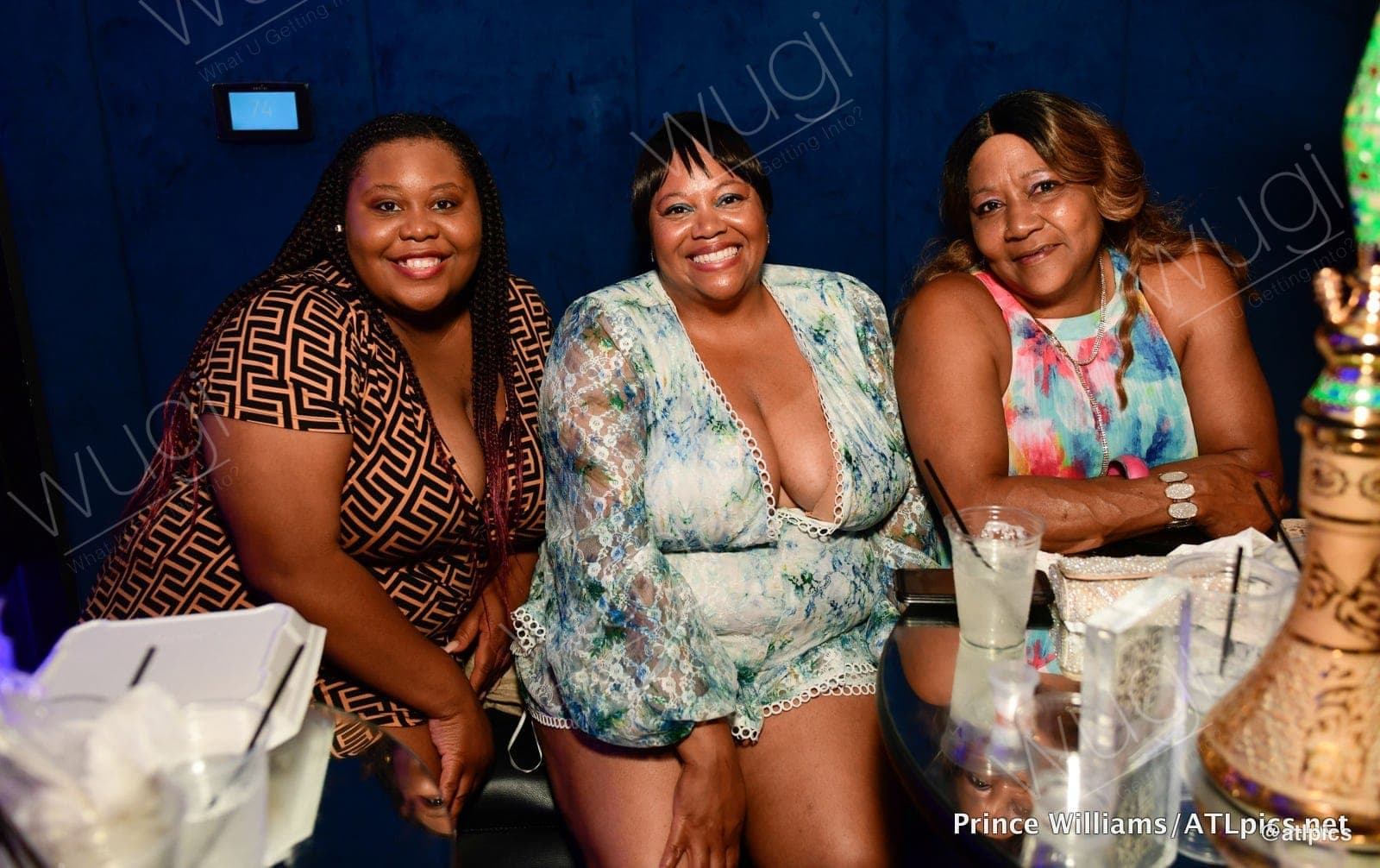 Friday Night Vibes photo 21